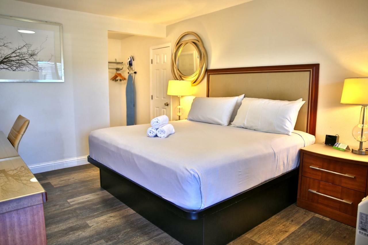 Travelodge By Wyndham Crescent City Eksteriør bilde