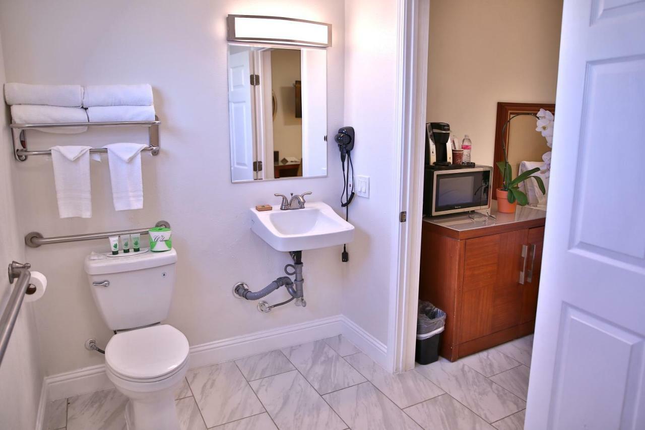 Travelodge By Wyndham Crescent City Eksteriør bilde